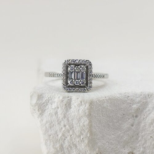 Кольцо с бриллиантами из белого золота 585 пробы арт. 01-01943-03-001-07-03