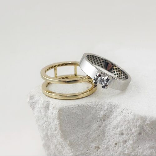 Кольцо с бриллиантом из золота 585 пробы