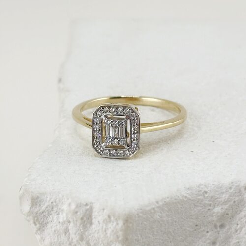 Кольцо с бриллиантами из золота 585 пробы