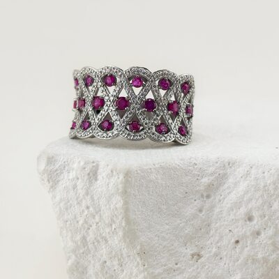 Кольцо с рубинами и бриллиантами из белого золота 585 пробы