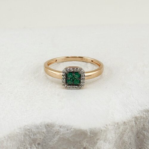 Кольцо с изумрудом и бриллиантами из золота 585 пробы