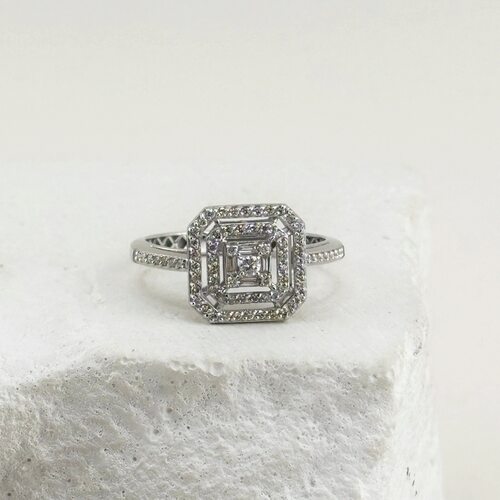 Кольцо с бриллиантами из белого золота 585 пробы