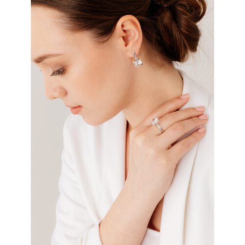 Кольцо с горным хрусталем из серебра 925 пробы