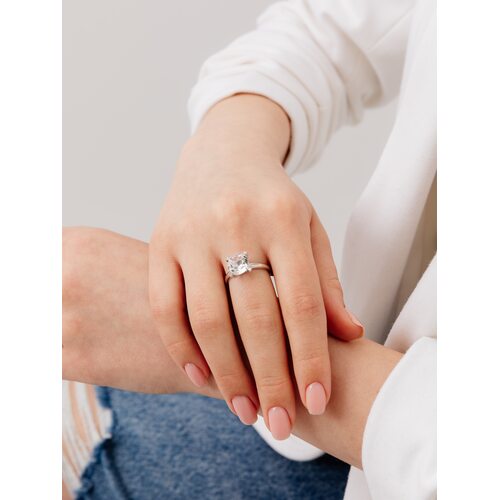 Кольцо с горным хрусталем из серебра 925 пробы