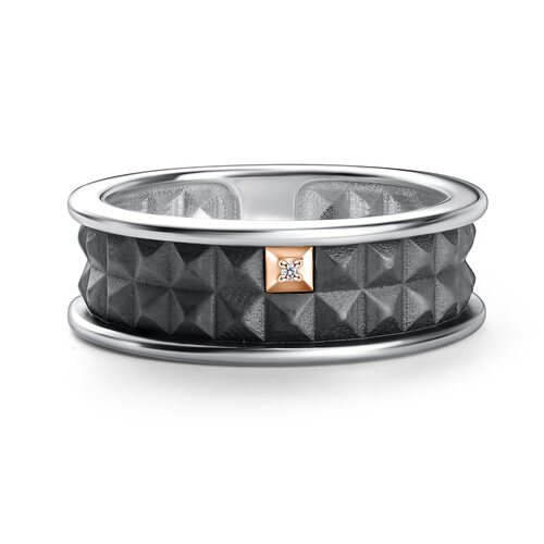 Кольцо с бриллиантом и золотой вставкой из серебра 925 пробы