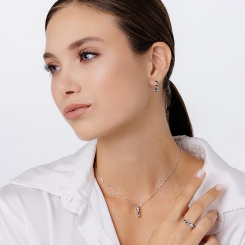 Кольцо с бриллиантом и золотой вставкой из серебра 925 пробы