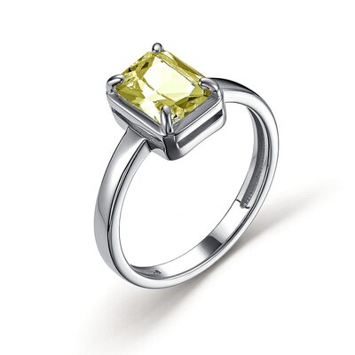 Кольцо с кварцем из серебра 925 пробы