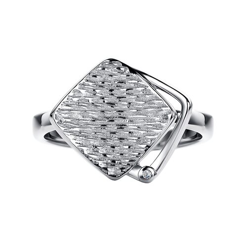 Кольцо с бриллиантом из серебра 925 пробы