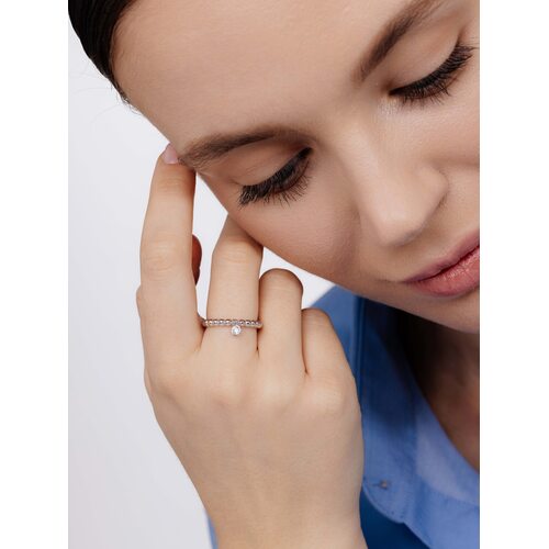 Кольцо с фианитом из серебра 925 пробы