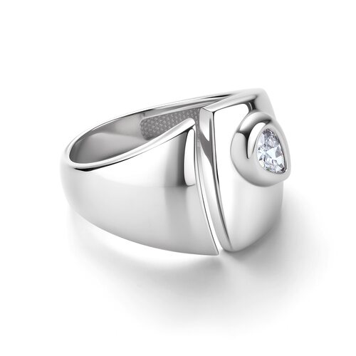 Кольцо с фианитом из серебра 925 пробы