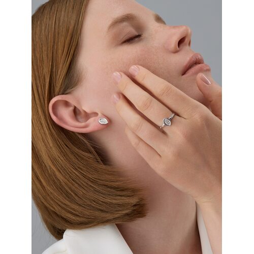 Кольцо с бриллианатми из серебра 925 пробы