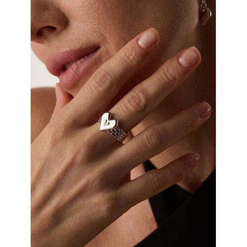 Кольцо с бриллиантом и золотой вставкой из серебра 925 пробы