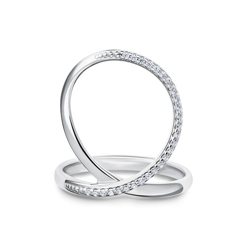 Кольцо с фианитами из серебра 925 пробы