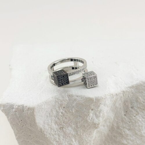 Кольцо с бриллиантами из золота 585 пробы