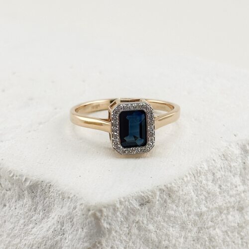 Кольцо с сапфиром и бриллиантами из золота 585 пробы