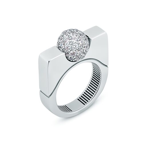 Кольцо с фианитами из серебра 925 пробы