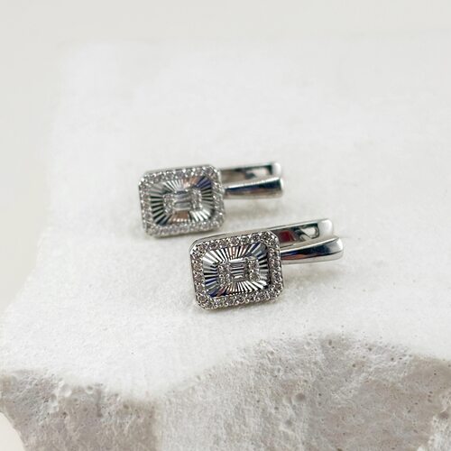 Серьги с бриллиантами из золота 585 пробы