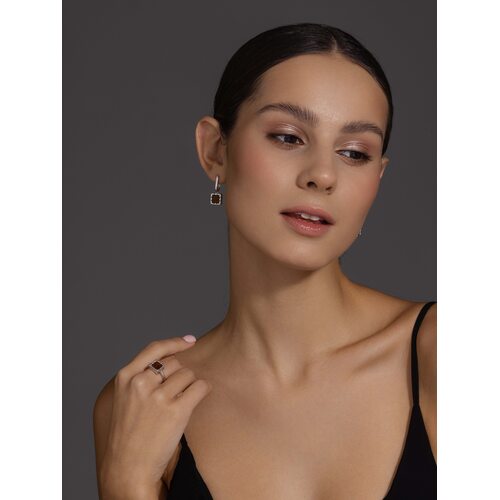 Серьги с янтарем из серебра 925 пробы