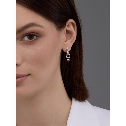 Серьги "Сердца" с бриллиантами и золотой вставкой из серебра 925 пробы