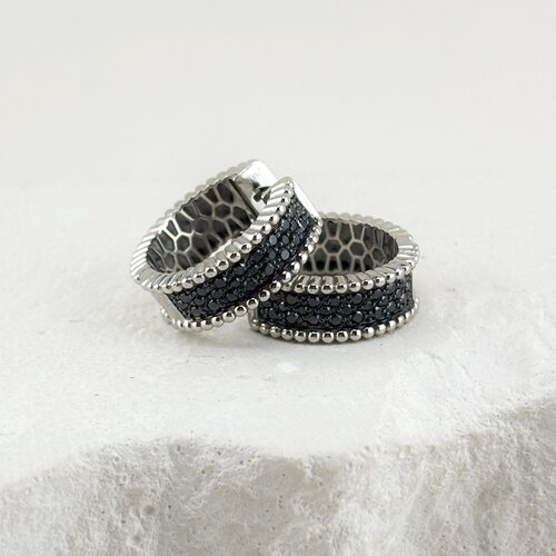 Серьги с бриллиантами из золота 585 пробы