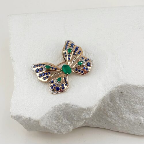 Брошь с агатами, сапфирами и бриллиантами из золота 585 пробы