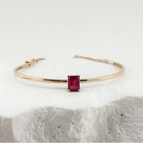 Браслет с рубином из золота 585 пробы