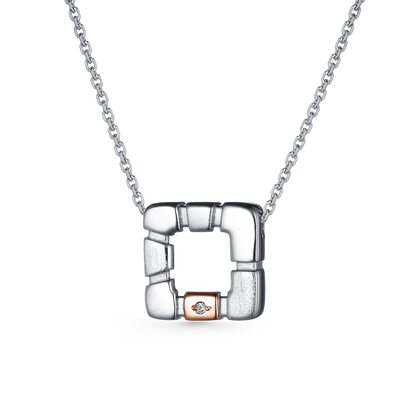 Колье с бриллиантом и золотой вставкой из серебра 925 пробы