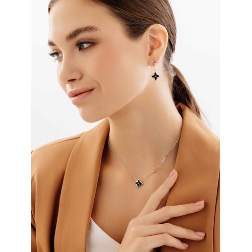 Колье "Цветок" с бриллиантом и эмалью из серебра 925 пробы