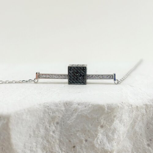 Колье с бриллиантами из золота 585 пробы