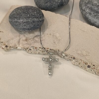 Декоративный крест с бриллиантами из золота 585 пробы