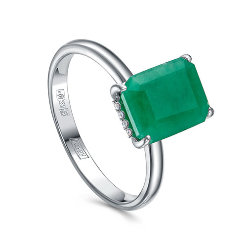 Кольцо с изумрудом и бриллиантами из золота 585 пробы