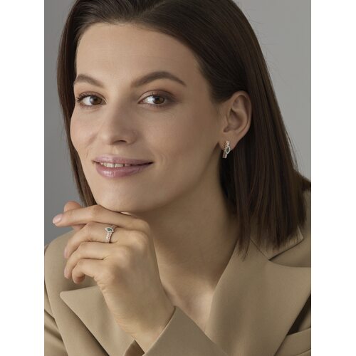 Кольцо с изумрудом и бриллиантами из золота 585 пробы