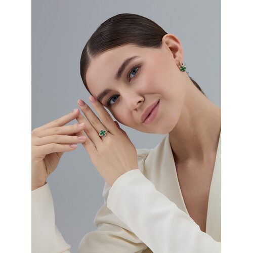 Кольцо "Клевер" с изумрудами  и бриллиантами из золота 585 пробы