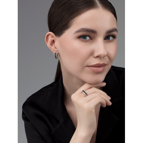 Кольцо с сапфирами и бриллиантами из белого золота 585 пробы