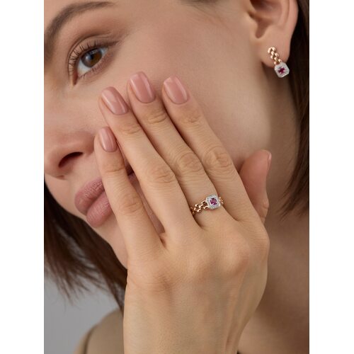 Кольцо с рубином и бриллиантами из золота 585 пробы