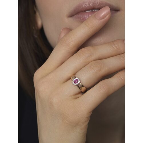 Кольцо с рубином и бриллиантами из золота 585 пробы