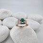 Кольцо с изумрудом и бриллиантами из золота 585 пробы арт. 2061-111