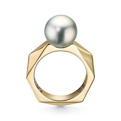 Кольцо с жемчугом из желтого золота 585 пробы