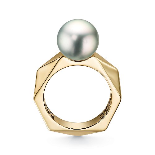 Кольцо с жемчугом из желтого золота 585 пробы