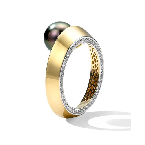 Кольцо с жемчугом и бриллиантами из желтого золота 585 пробы