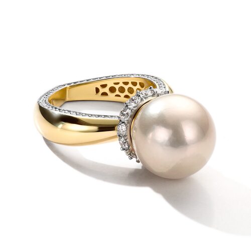 Кольцо с жемчугом и бриллиантами из золота 585 пробы
