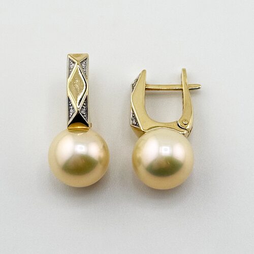 Серьги с жемчугом и бриллиантами из золота 585 пробы