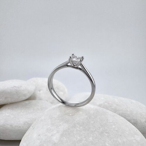 Кольцо с бриллиантами из белого золота 585 пробы