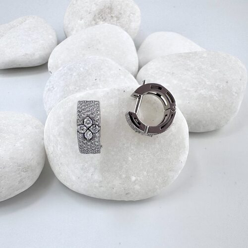 Серьги "Цветы" с бриллиантами из белого золота 585 пробы