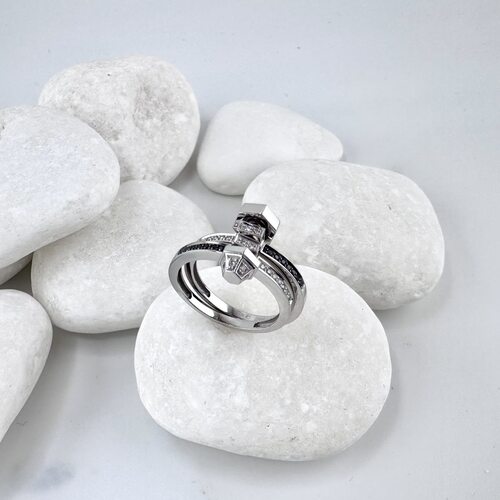 Кольцо с бриллиантами из белого золота 585 пробы