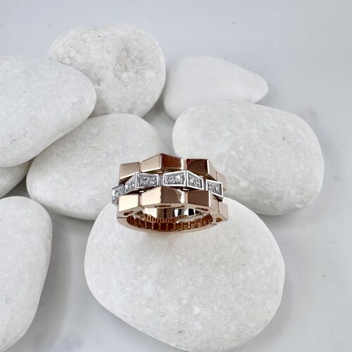 Кольцо с бриллиантамиз из золота 585 пробы