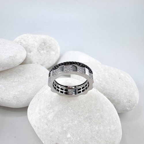 Кольцо с брилиантами из белого золота 585 пробы