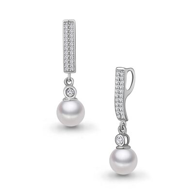 Подвеска с жемчугом и бриллиантами из белого золота 585 пробы