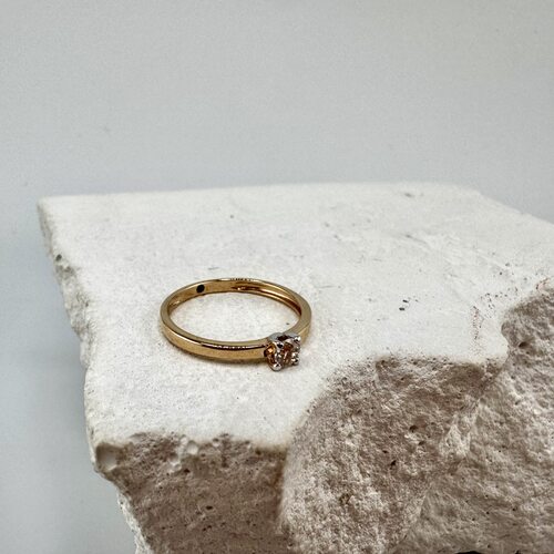 Кольцо с бриллиантом из золота 585 пробы