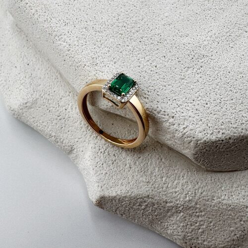 Кольцо с изумрудом и бриллиантами из золота 585 пробы